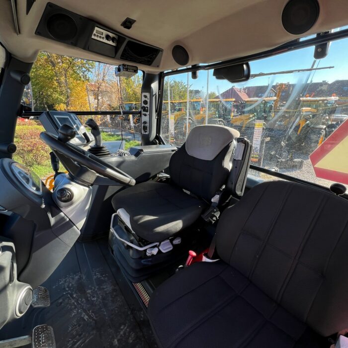 JCB FASTRAC 7230 (11)