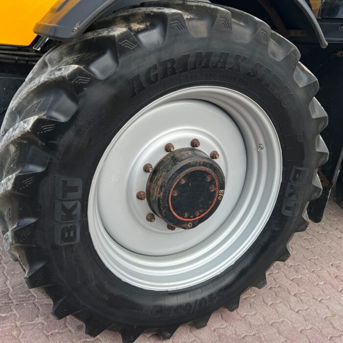 JCB FASTRAC 8250 (13)