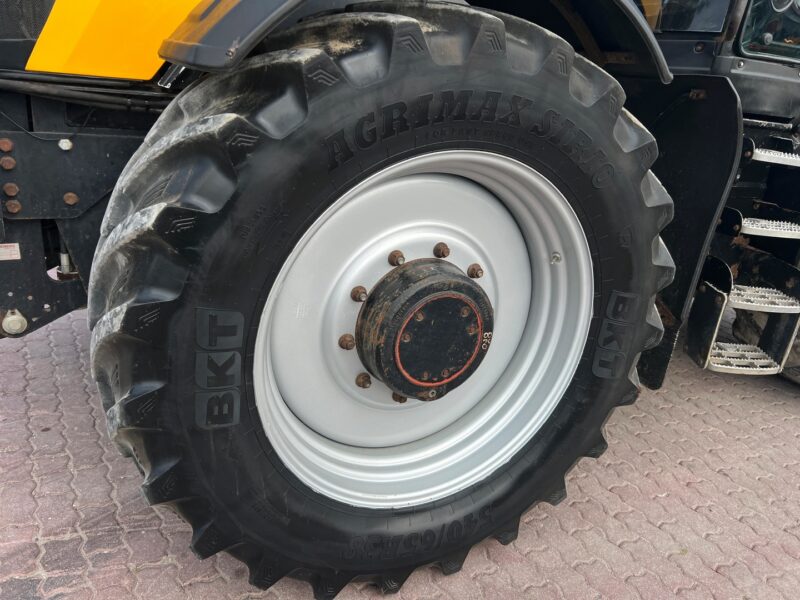 JCB FASTRAC 8250 (13)