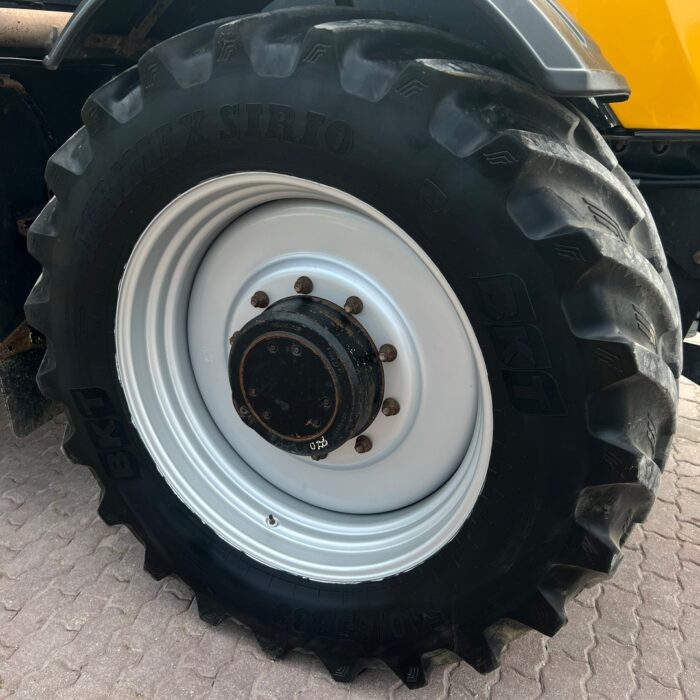 JCB FASTRAC 8250 (14)