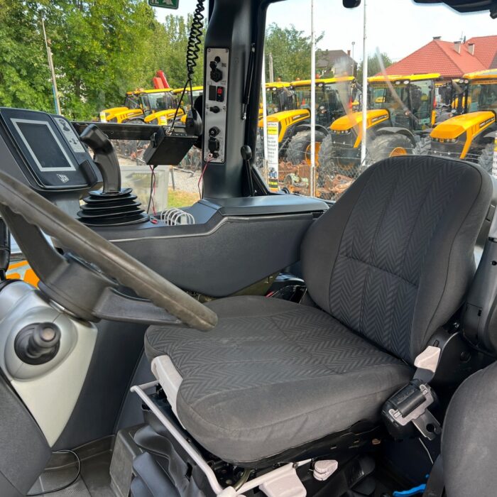 JCB FASTRAC 8250 (16)