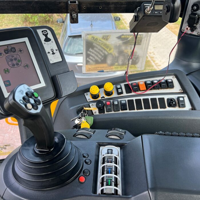 JCB FASTRAC 8250 (18)