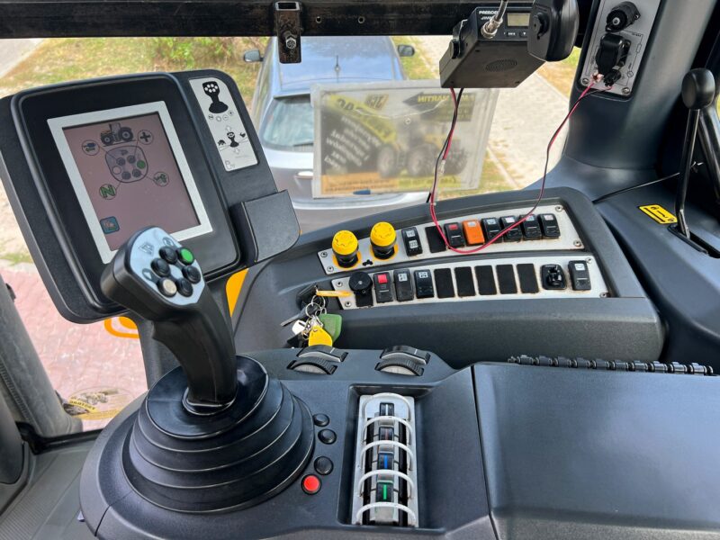 JCB FASTRAC 8250 (18)
