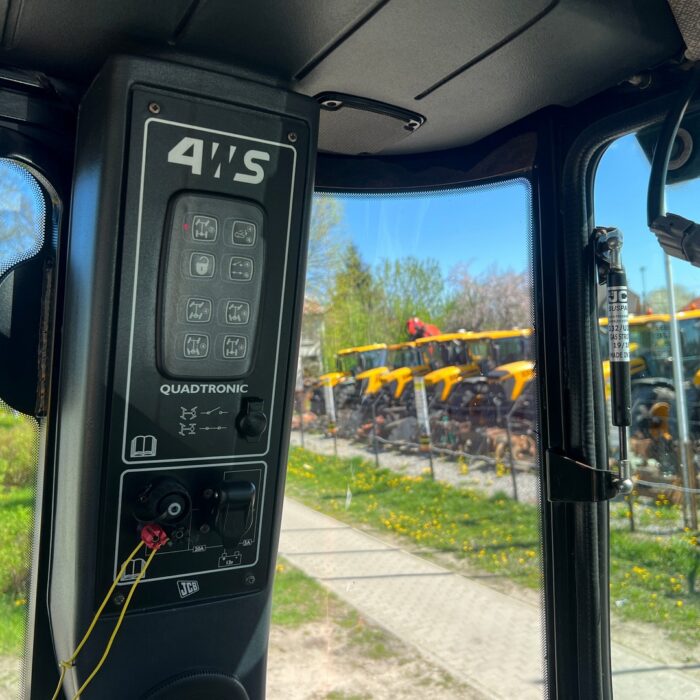 JCB Fastrac 2170 (14)