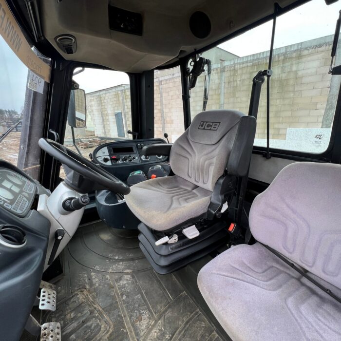 JCB Fastrac 3190 (1)