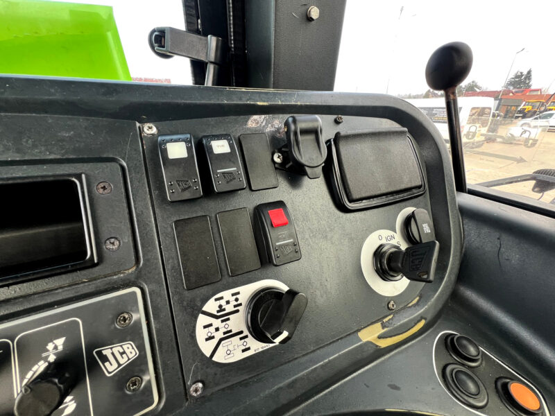 JCB Fastrac 3190 (15)