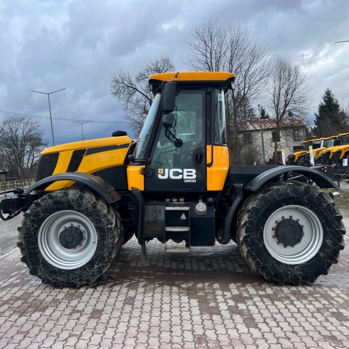 JCB Fastrac 3200 (2)