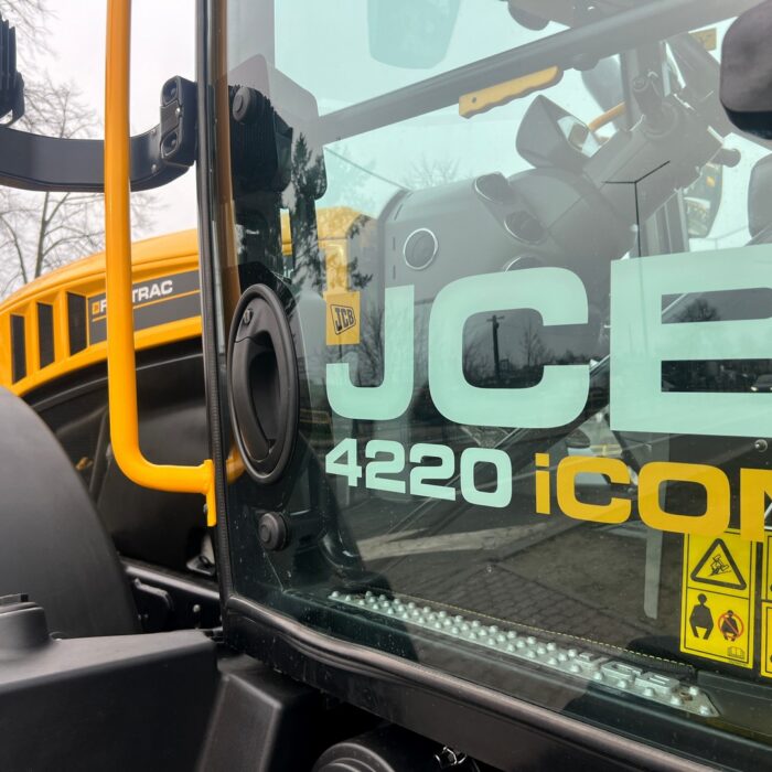 JCB Fastrac 4200 ICON (11)