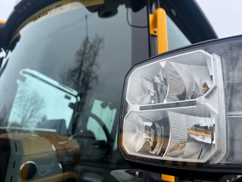 JCB Fastrac 4200 ICON (20)