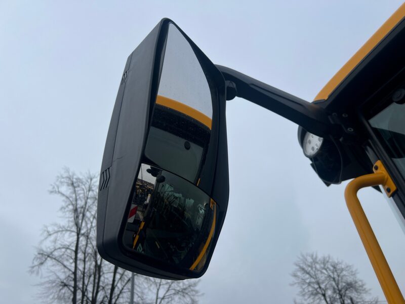 JCB Fastrac 4200 ICON (21)