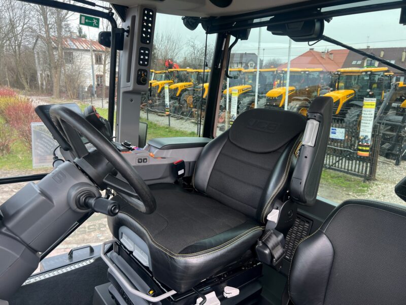 JCB Fastrac 4200 ICON (22)