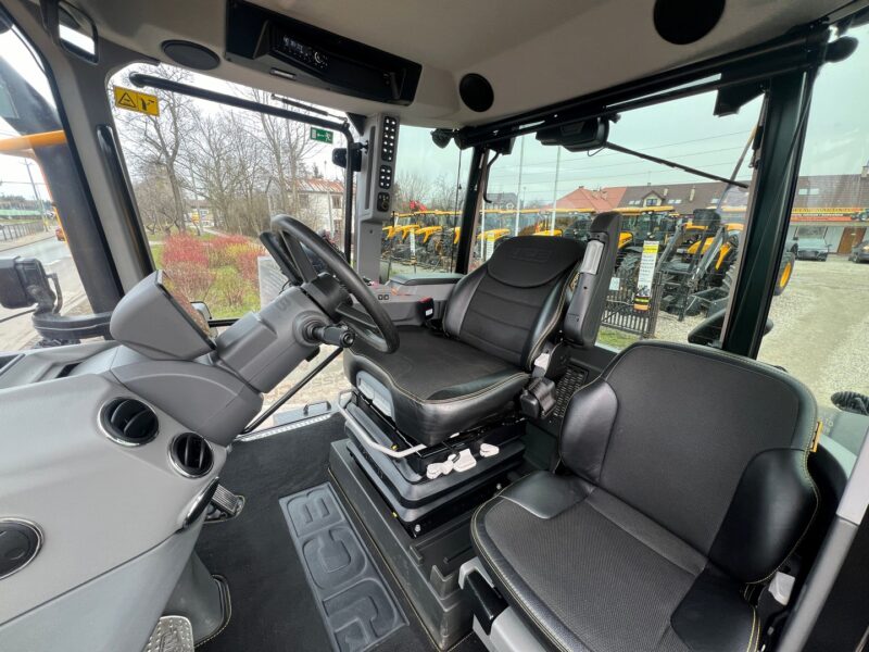 JCB Fastrac 4200 ICON (23)