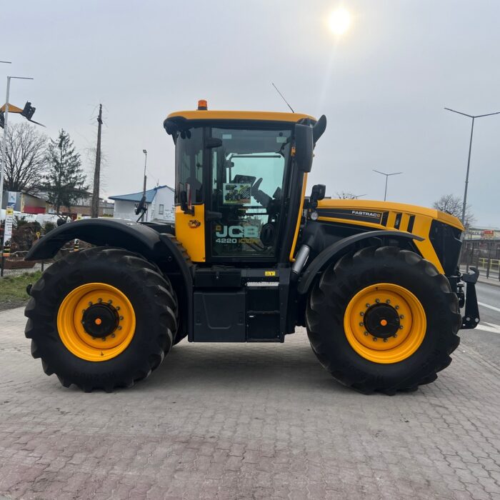 JCB Fastrac 4200 ICON (6)