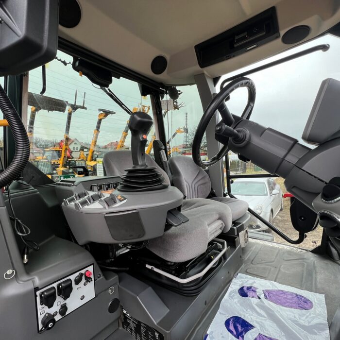 JCB Fastrac 4220 (17)