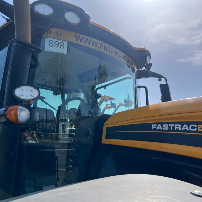 JCB Fastrac 4220 TRIMBLE (10)