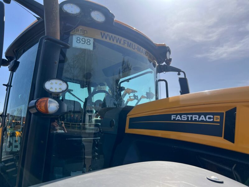 JCB Fastrac 4220 TRIMBLE (10)