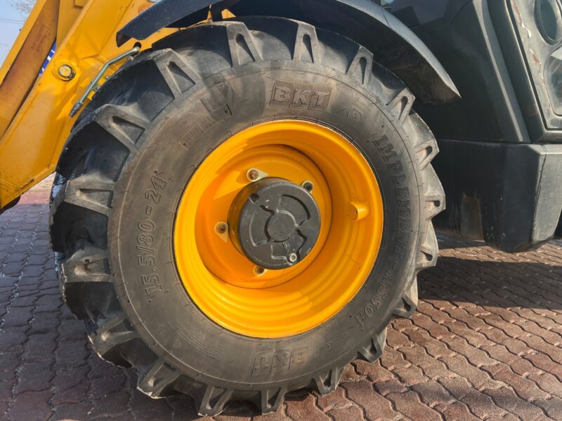 JCBładowarkaSKU927 (11)