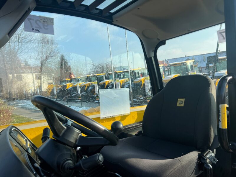 JCBładowarkaSKU927 (12)