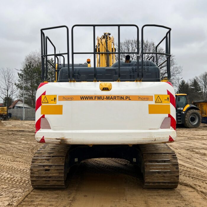 Komatsu 210 SKU878 (12)
