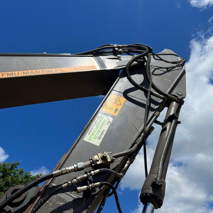 VOLVO EC220 (12)