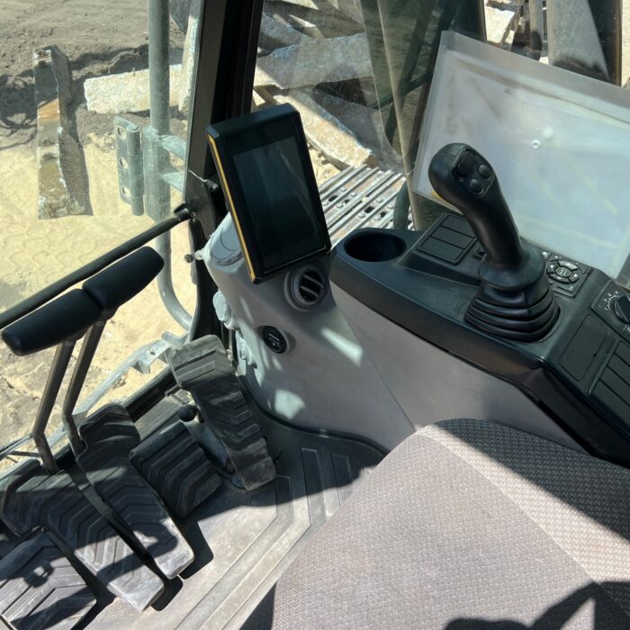 VOLVO EC220 (34)