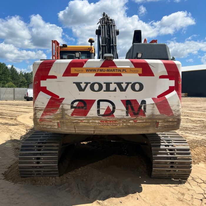 VOLVO EC220 (7)