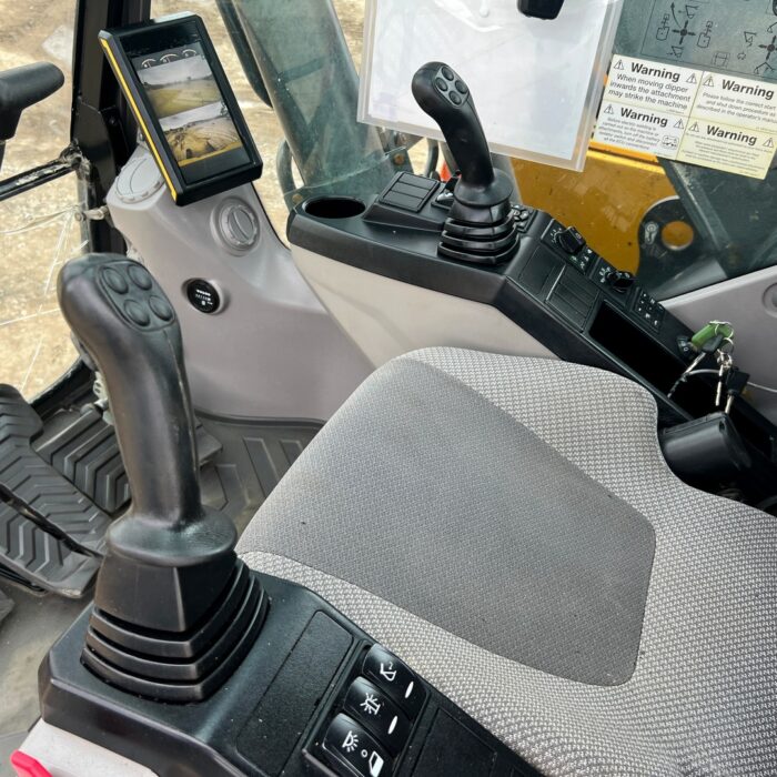 VOLVO EC220EL (30)