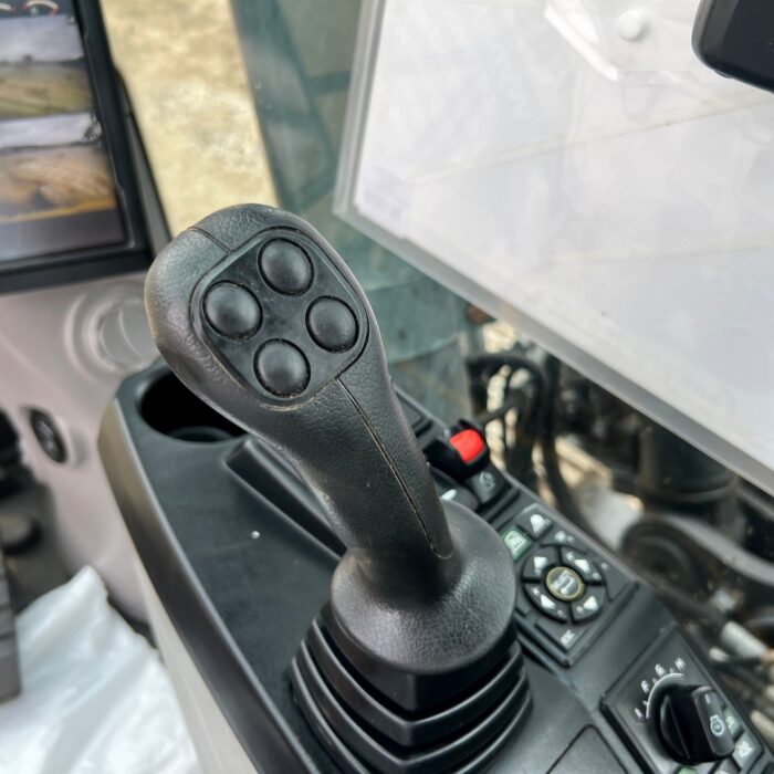 VOLVO EC220EL (31)