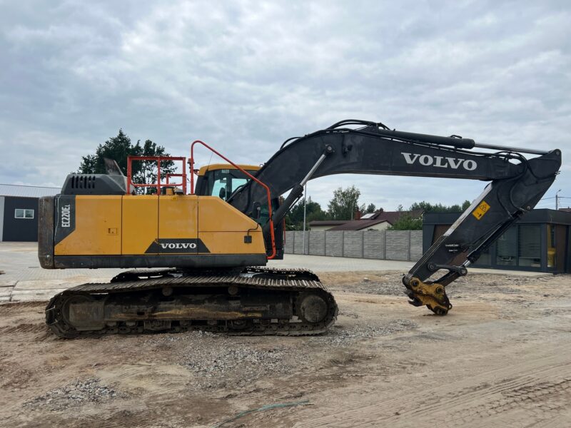 VOLVO EC220EL (7)