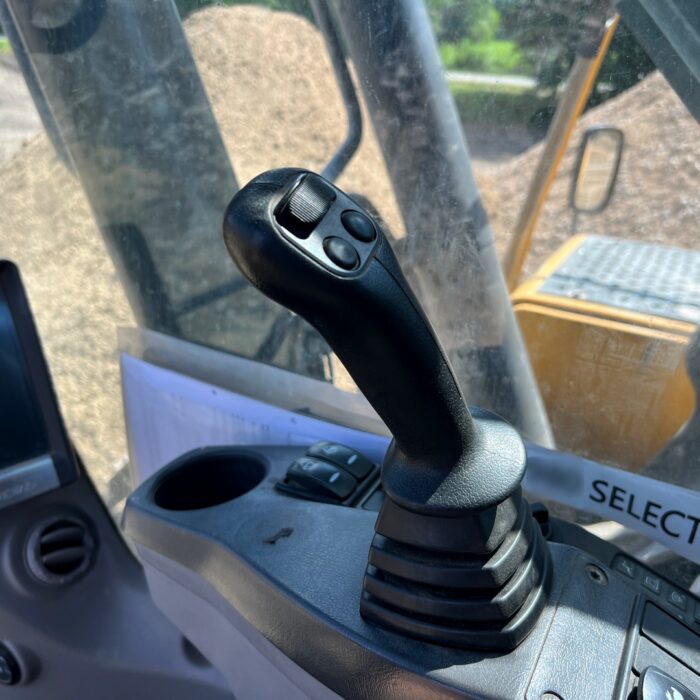 VOLVO EC300DL (18)