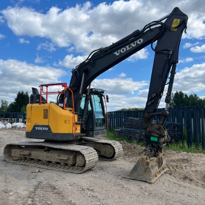 VOLVO ECR145EL (10)