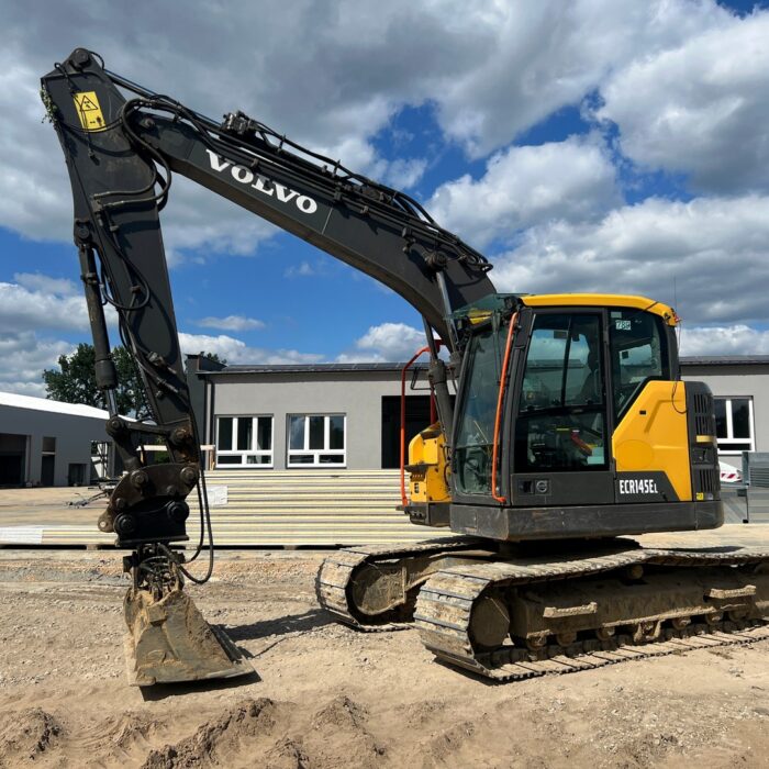 VOLVO ECR145EL (2)