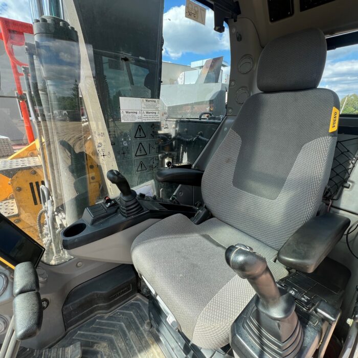 VOLVO ECR145EL (27)