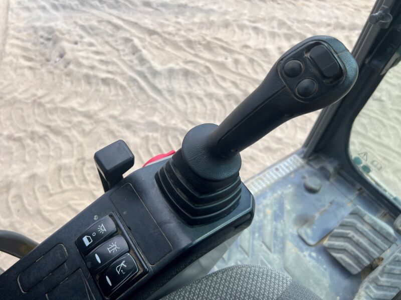 VOLVO ECR145EL (30)