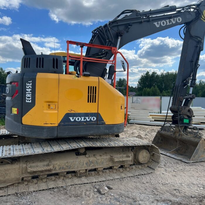 VOLVO ECR145EL (8)