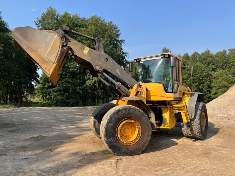 VOLVO L110F (25)