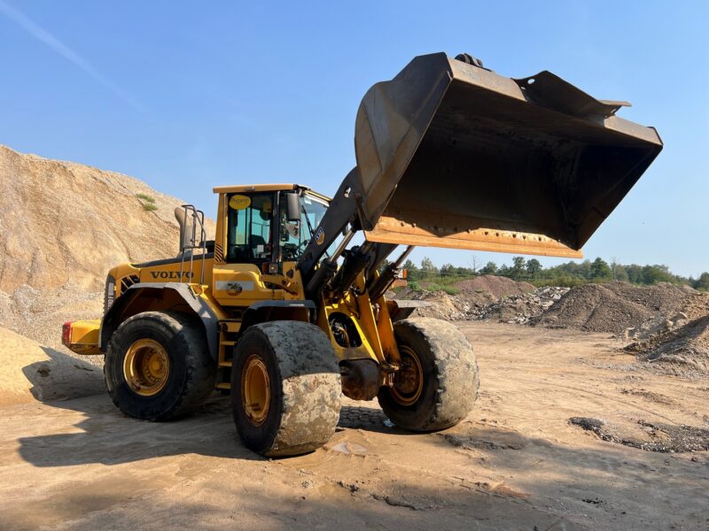 VOLVO L110F (28)