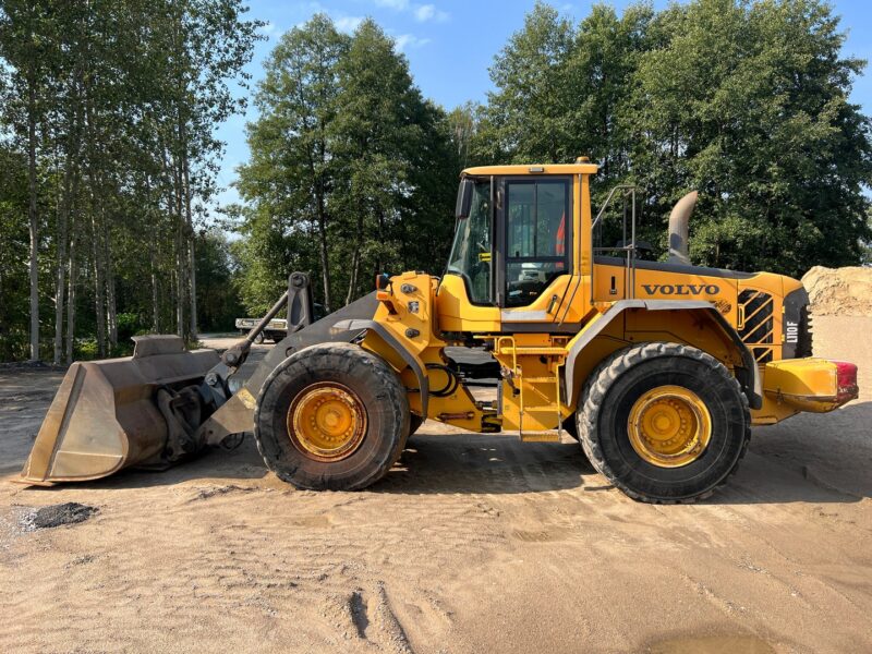 VOLVO L110F (5)