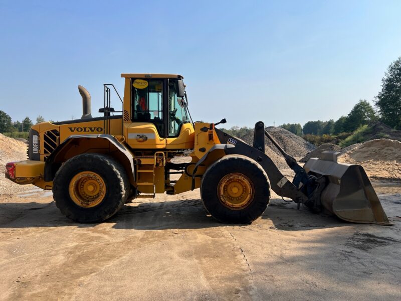 VOLVO L110F (7)