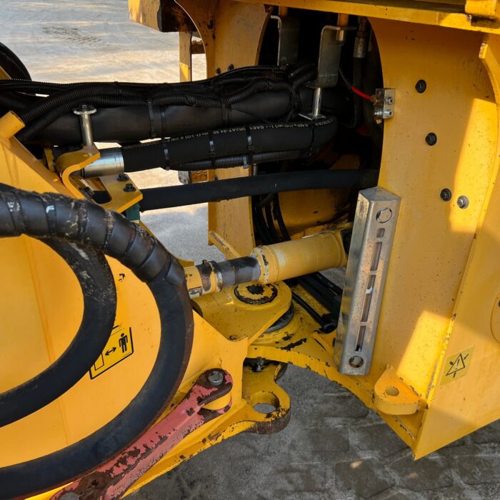 VOLVO L110F (9)