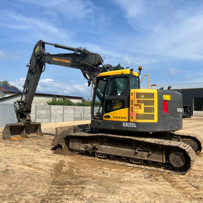 Volvo ECR235CL (20)