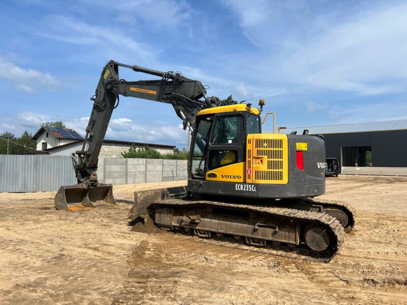 Volvo ECR235CL (20)
