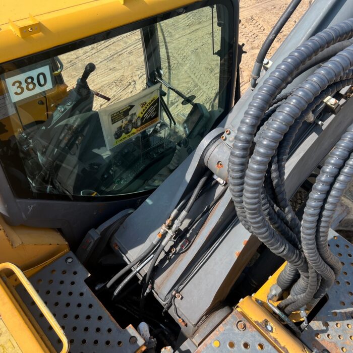 Volvo ECR235CL (24)