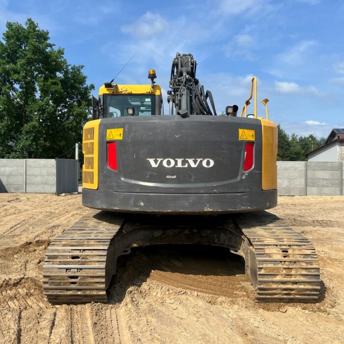 Volvo ECR235CL (28)