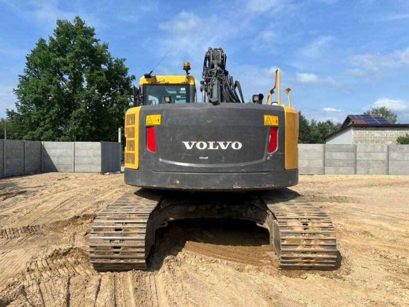 Volvo ECR235CL (28)