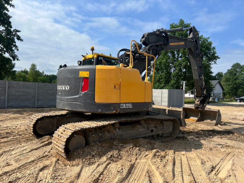 Volvo ECR235CL (30)