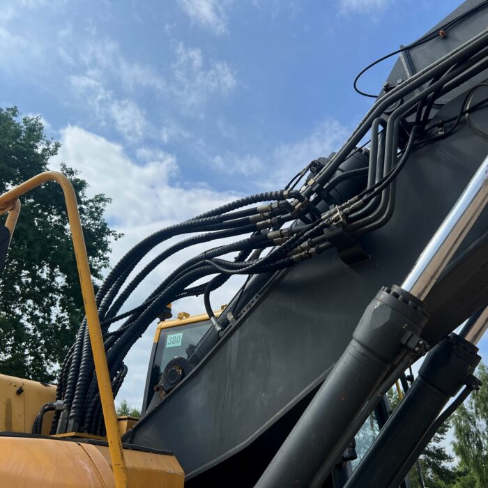 Volvo ECR235CL (9)