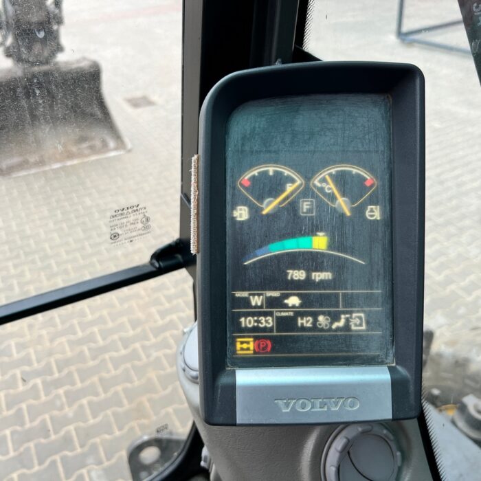 Volvo EW140C(12)
