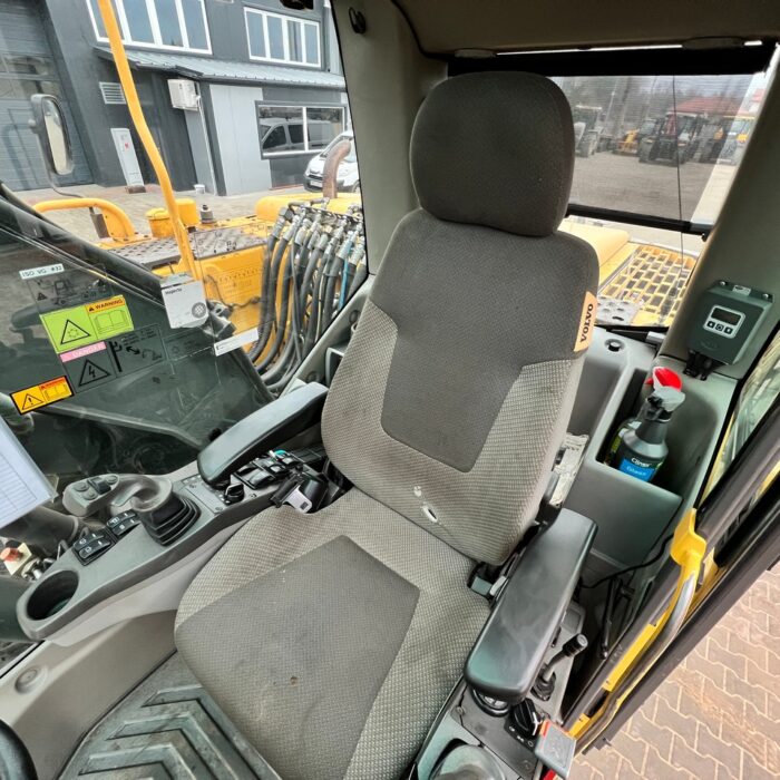 Volvo EW140C(9)