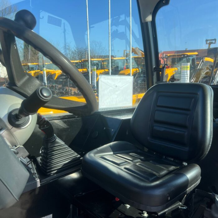 JCB 531-70 (11)